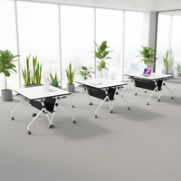 Table de formation mobile pliable moderne avec cadre en acier et roulettes, bureau de conférence escamotable peu encombrant en bois pour l'école