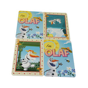 Naipes españoles de <span class=keywords><strong>Anime</strong></span> de gran tamaño personalizables, proveedores de EE. UU., naipes holográficos de póquer de plástico grandes personalizables - Product Image 5