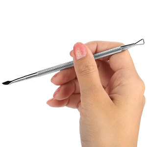 Limpiador de Uñas Reutilizable de Doble Cabeza, Duradero, Removedor de Esmalte en Gel, Empujador de Cutículas, Raspador de Uñas de Acero Inoxidable de Alta Calidad - Product Image 5