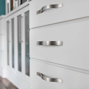 Modern Simple Black Nickel Brushed Aluminum Handles for Kitchen Drawers Wardrobe Furniture &amp; Workshop <strong>Doors</strong> - Product Image 4
