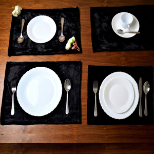 TheFabria - Mantel Individual de Terciopelo Negro, Mantel de Lujo para Mesa de Comedor, Diseño Moderno, Rectangular, 550 mm de Diámetro, 3 mm de Grosor, Ecológico y Lavable - Product Image 1