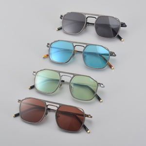 Occhiali da Sole Polarizzati Magnetici <span class=keywords><strong>3</strong></span>-in-1 per Pilota, in Titanio di Qualità, Protezione UV400, per Uomo e Donna - Product Image 2