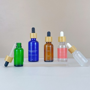 Botella de Vidrio con Gotero para Aceites Esenciales de 10ml, 15ml, 30ml, 50ml, 100ml, con Tapa de Bambú, Color Ámbar, Negro, Verde, Azul, con Gotero y su Logotipo - Product Image 6