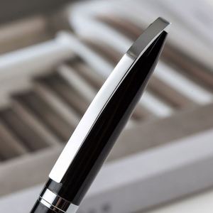 Bolígrafo de Metal Negro de Lujo Personalizado de Alta Gama con Logotipo Personalizado, Grabado Láser de 1.0 mm, para Negocios, Ejecutivos, Oficina, Escuela - Product Image 2