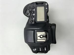 Cámara DSLR Ca-non EOS-1D X Mark III Usada, Full Frame Profesional de Alta Gama, 20.1MP, Video 4K60P, Solo Cuerpo de Cámara - Product Image 5