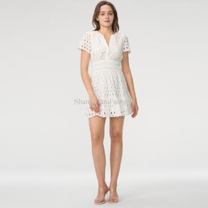 Robes pour femmes en vente chaude, robes décontractées d'été, tissu en coton maillé, robe élégante personnalisée à la mode, mini robe pour femmes - Product Image 1