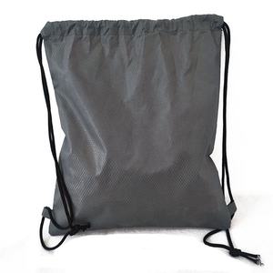 Sac à dos imperméable en nylon et soie 420D avec cordon de serrage sac à bagages de rangement de sport avec caractéristiques promotionnelles pour les filles Ecobags - Product Image 3
