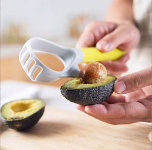 Outil de cuisine multifonctionnel professionnel pour avocat et fruits, avec trancheuse, écraseur et extracteur de noyaux - Product Image 5
