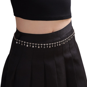 โซ่คาดเอวโลหะรูปดาวสำหรับผู้หญิง ทำจากโลหะผสมสังกะสี แบบชั้นเดียว สไตล์พังก์ สำหรับงานปาร์ตี้ - Product Image 1