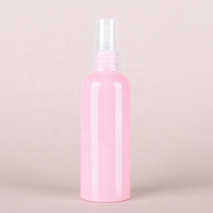 2024 nueva llegada lista para enviar vacía en Stock 100mL botella de spray de PET de hombro redondo botellas de rociador pequeñas de tóner rosa - Product Image 1
