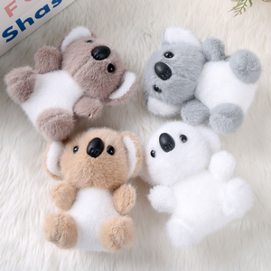 Gantungan Kunci Boneka Koala Duduk Lucu Grosir OEM, Boneka Koala Lembut dan Mengembang dari Mesin Cakar, Mainan Hewan Boneka untuk Hadiah - Product Image 2