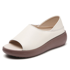 Sandalias de verano 2026 de talla grande para <span class=keywords><strong>mujer</strong></span>, con punta redonda, antideslizantes, de suela suave y tacón medio, tallas 35-43, para uso exterior. - Product Image 6