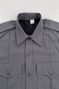 Vêtements de travail respirants chemises de travail de haute qualité personnaliser Logo vêtements de travail à manches courtes avec boutons poche de chemise industrielle pour hommes - Product Image 6