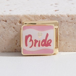 Venta al por mayor de dijes italianos a granel de acero inoxidable que no se deslustran, chapados en oro de 18 quilates, serie Día de la Madre, para pulseras de dijes italianos - Product Image 2