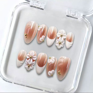 Venta al por mayor hecho a mano 3D diseño pintado a mano lujo Gel prensa <span class=keywords><strong>uñas</strong></span> superventas acrílico <span class=keywords><strong>uñas</strong></span> Consejos personalizado almendra ataúd patrón - Product Image 5