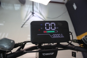 Scooter 15000W 72V avec siège, autonomie de 160 km, double moteur, puissance élevée de 10000W, moteur de 15000W offrant une vitesse et des performances explosives - Product Image 5