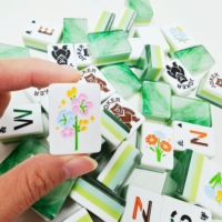 Stock Disponible – Luxe – Jeu 4 Joueurs – Tuiles de Mahjong Américain en Acrylique Bleu Gravées sur Mesure pour Fêtes de Famille