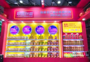 Bola de <span class=keywords><strong>pop</strong></span> asado Sabor a queso cheddar Self R & D Marca INDIAM Crujiente Sin gluten 0 Grasa trans Gran multitud Favorito Empaquetado en bolsa - Product Image 3