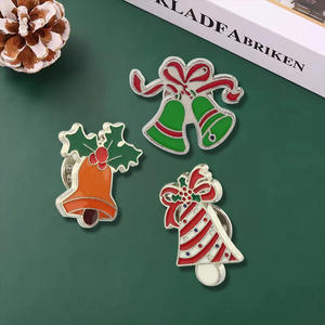 Noël personnalisé couleur changeante moulage sous pression Santa doux revers émail broche Brouch broches Badges pour vêtements - Product Image 4