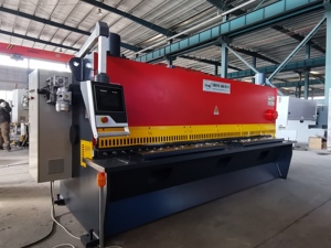 Máy cắt thủy lực E21S | Thiết bị cắt kim loại công nghiệp cho tấm thép - Product Image 2