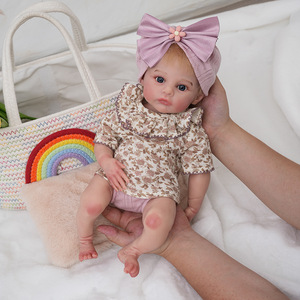 16 Zoll Silikon Baby Realistic Reborn Puppenspiel zeug Figur Rollenspiel Bildungs entwicklung Beruhigende <span class=keywords><strong>Simulation</strong></span> 2 bis 4 Jahre - Product Image 6