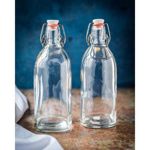 Daniele F. Coppia di Eleganti Bottiglie in Cristallo per Conservazione con Tappi in Metallo - Product Image 1