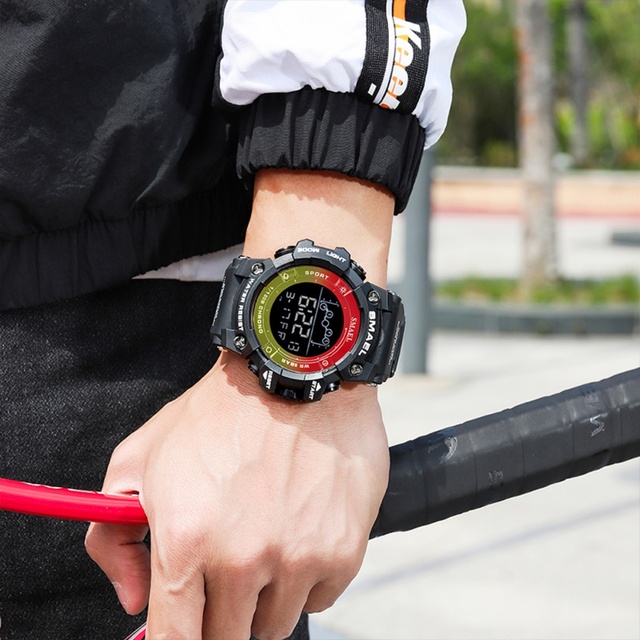 SMAEL 8082 Smart Digital Sport Watch for Men-Fitness Tracker Alarm LED Display Luminous Plastic Case 50 Bar Waterproof
