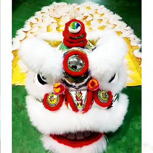 Costume de mascotte de tête de lion blanc fait main avec yeux LED pour adultes, origine Guangdong, événements culturels du Nouvel An Chinois - Product Image 2