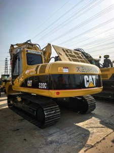 Excavadora Hidráulica CAT 320CL de 20 Toneladas Usada para Proyectos de Construcción - Product Image 2