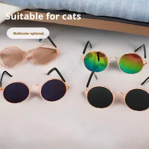 Lunettes pour animaux <span class=keywords><strong>de</strong></span> compagnie chat vêtements et accessoires rétro Cool <span class=keywords><strong>chien</strong></span> lunettes <span class=keywords><strong>de</strong></span> soleil accessoires photo accessoires drôles solide plastique hiver en gros - Product Image 5