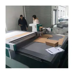 Digital caixa oscilatória cnc máquina de corte papelão cabide cnc cutter bt21 adesivos corte plotter Com alta precisão