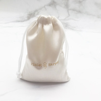 Sac en tissu satiné de soie en gros pour usine, masque pour les yeux, pyjama, perruque, sac en satin, sac à cordon en soie, emballage personnalisé avec logo