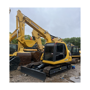 Mini-excavatrice d'occasion PC60-7, poids opérationnel de 6 tonnes, Komatsu hydraulique, Isuzu inclus. Moteur, boîte de vitesses, pompe à engrenages, roulement, PLC, chenille - Product Image 1