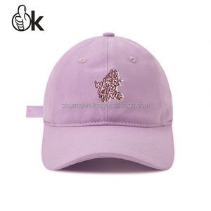 Casquettes de sport à 6 panneaux personnalisées avec logo de marque privée par transfert thermique, casquette ajustable avec patchs en PVC brodés - Product Image 4
