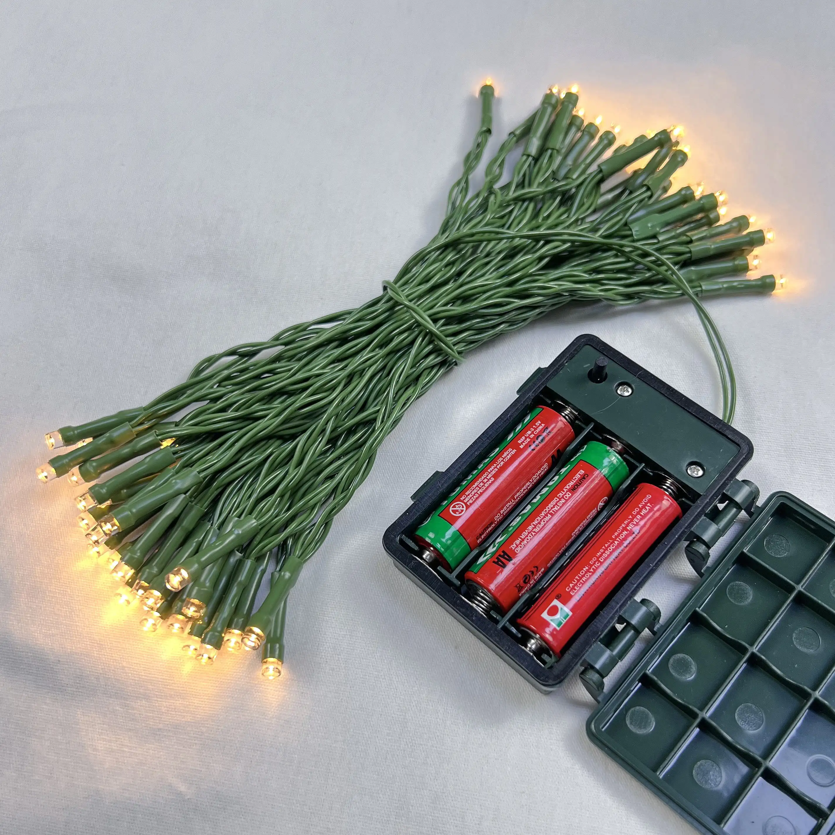 Dekorasi Natal LED, lampu dekorasi Natal tahan air dan api sol baterai hijau rumput taman rumput