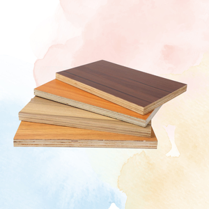 Fournisseur direct en gros de feuilles de contreplaqué mélaminé 4x8 pieds, finition texturée en relief, bois dur, écologique, pour meubles de chambre à coucher, Vietnam - Product Image 3