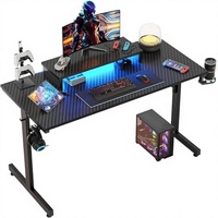Bureau de jeu en acier à hauteur réglable avec support d'écran LED, porte-gobelet et crochets pour casque, poste de travail informatique pour salle de jeu