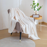 Plaid épais en velours flanelle uni 100 % polyester écologique pour canapé et bureau – Cadeau toutes saisons pour un travail confortable