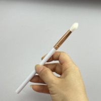 Fard à paupières 3D en poudre blanche, 1 pièce, fond de teint liquide, base synthétique, mélange de détails, outil de beauté pour le visage et les yeux