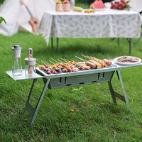 Barbecue moderne en métal pliable au charbon de bois sans fumée - Conception en alliage portable pour l'extérieur