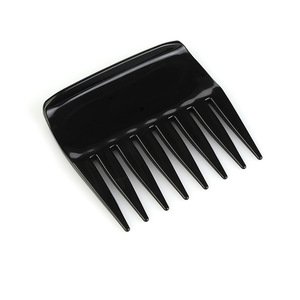 Men's pompadour, slicked-back hairstyle styling tool: <b>wide</b>-tooth <b>comb</b>, large-blade <b>comb</b>, retro textured styling <b>comb</b>. - Product Image 3