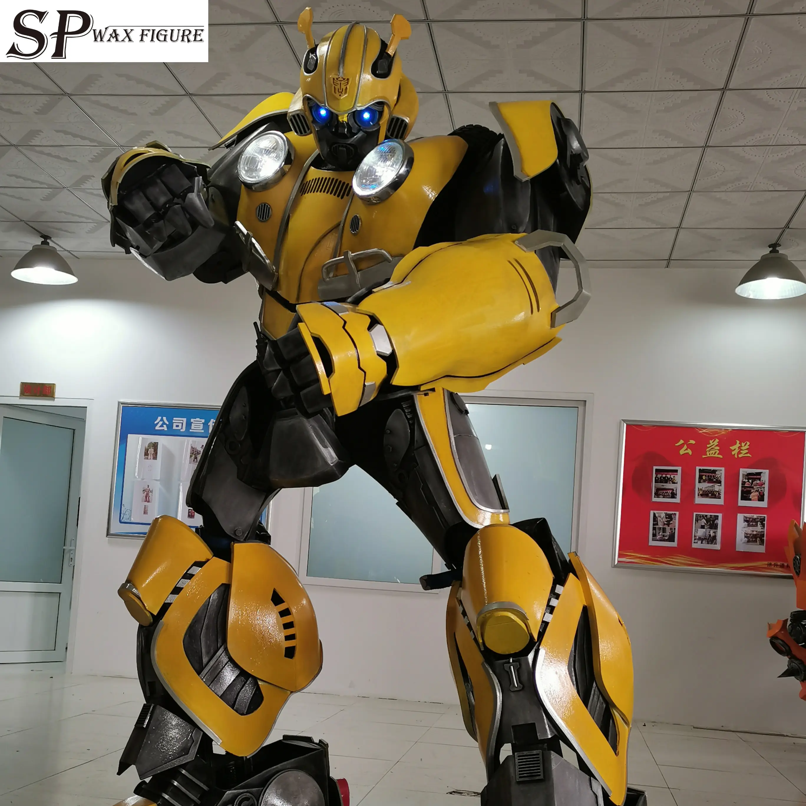 2019 Incredibile Realistico Umani Robot di Controllo di Scena Costumi, Gli Occhi A LED Bumblebee Robot Vestiti in Costume, trasformatore di costume