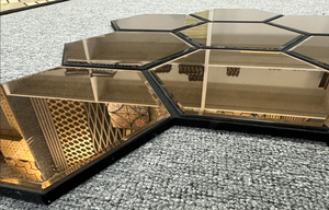 Panel Acústico Espejo Hexagonal con Diseño de Panal de Abeja |   Moderno Arte de Pared Absorbente de Sonido con Tinte Bronceado para Dormitorio, Estudio y Oficina |   Akupanel - Product Image 5