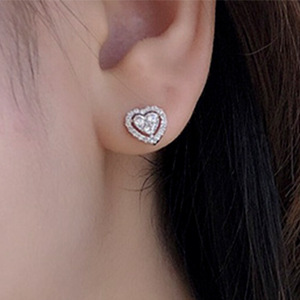 Mini aretes con forma de corazón para mujer, lindos, minimalistas, para uso diario, accesorios de moda - Product Image 4