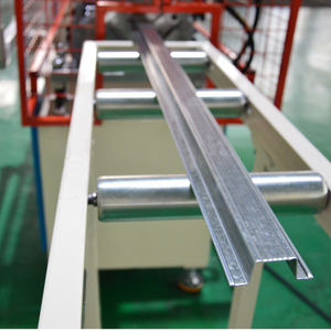 Máquina Perfiladora de Rollos para Canales de Acero Galvanizado de 0.4-1.2mm, Perfil Omega, Listones para Techo - Product Image 4