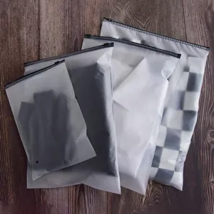 Aangepaste Cosmetische Clear Cpe Zelfsluitende Pvc Matte Plastic Rits Tas Voor Lingerie