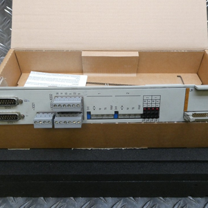 Nuevo Controlador PLC de Automatización Industrial Original 6SN1118-0DM31-0AA0, Disponible en Almacén, 6SN1118-0DM31-0AA0 PLC Nuevo y Original - Product Image 1