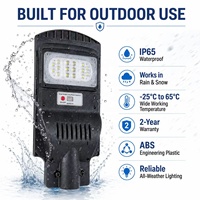 Farola Solar Inteligente de 100W LiFePO4 IP65 ABS con Control Remoto para Camino de Entrada, Patio, Iluminación Exterior