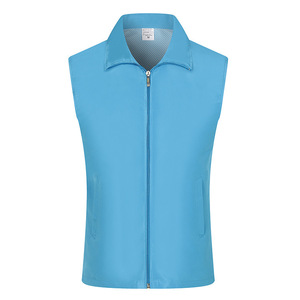 เสื้อกีฬากลางแจ้งสีแดงบางสำหรับผู้ชายแขนกุดมีซิปด้านหน้าพร้อมกระเป๋า - Product Image 2