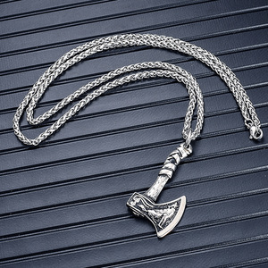 Collar Vintage para Hombre con Colgante de Hacha Vikinga y Lobo Celta, Estilo Ragnar Lothbrok - Product Image 3